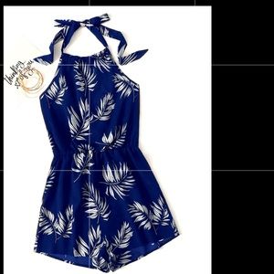 two Used rompers plus size summer style